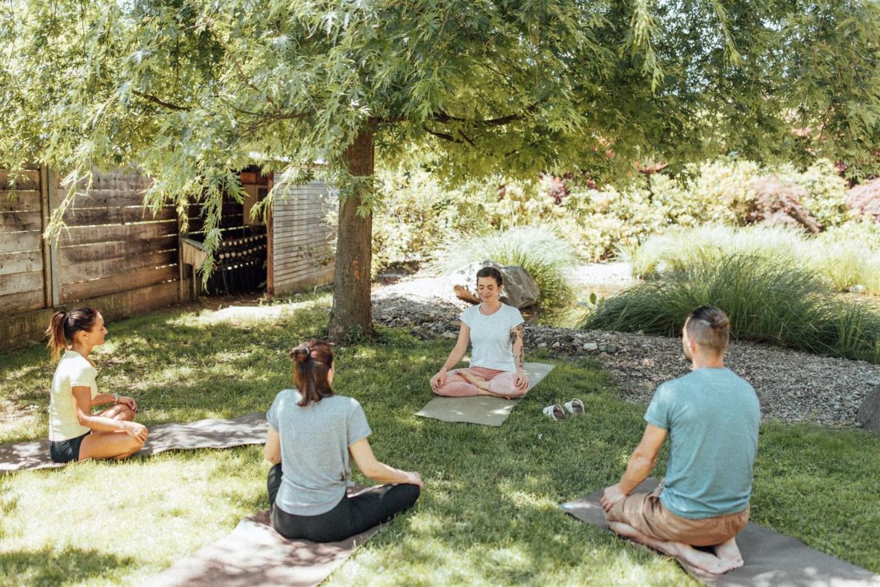 Biohotel Theiner'S Garten Lana Kültér fotó